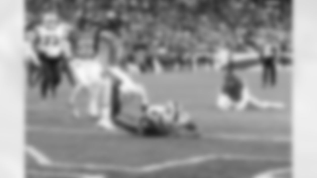 Buffalo Bills vs Denver Broncos, Divisional Game, January 17, 2026 at Empower Field at Mile High.