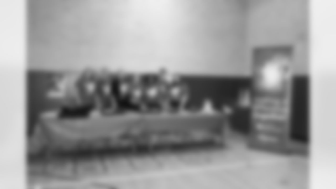 Huddle for Hunger Community Visit, October 16, 2025 at Arthur O. Eve, Buffalo Public School #61.