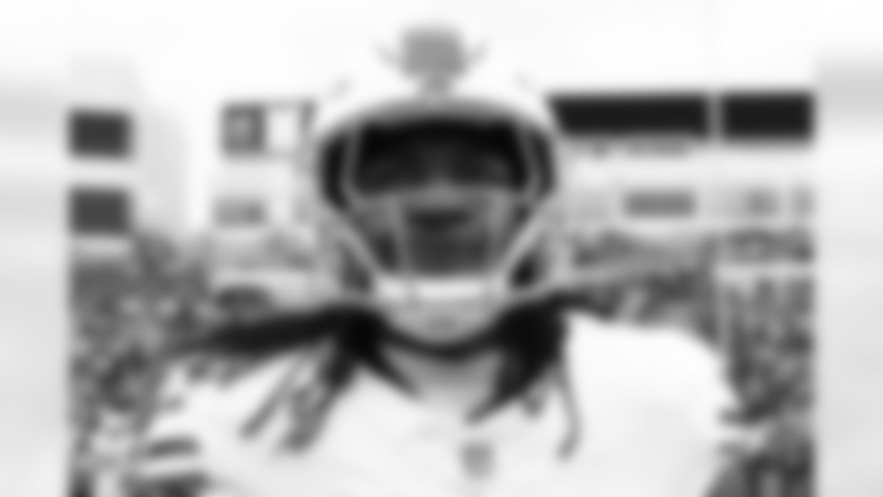 Buffalo Bills vs Tampa Bay Buccaneers, Regular Season, November 16, 2025 at Highmark Stadium.