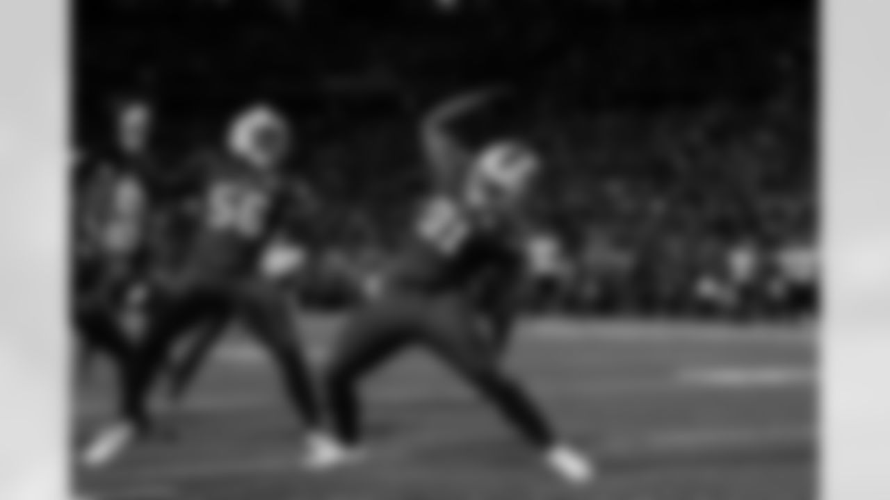 Javon Solomon (56), Ed Oliver (91). Buffalo Bills vs Baltimore Ravens, Regular Season, September 07, 2025 at Highmark Stadium.