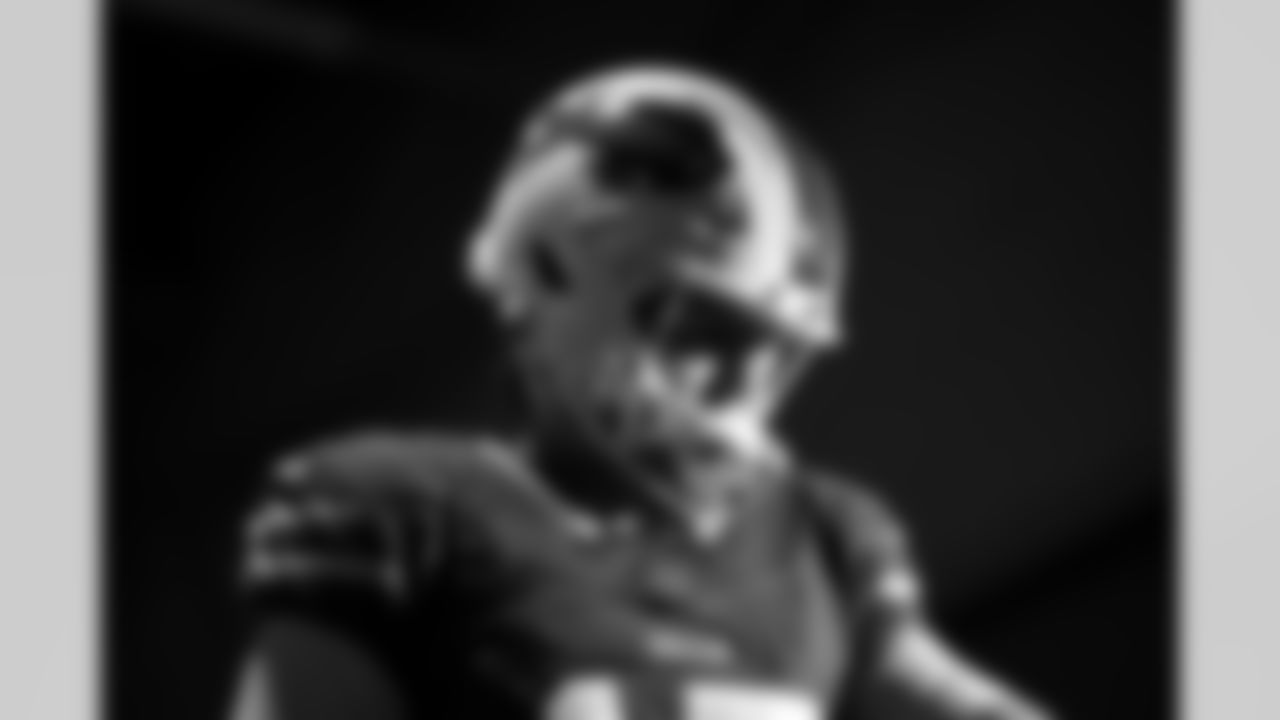 Miami Dolphins vs Buffalo Bills, Regular Season, November 09, 2025 at Hard Rock Stadium.