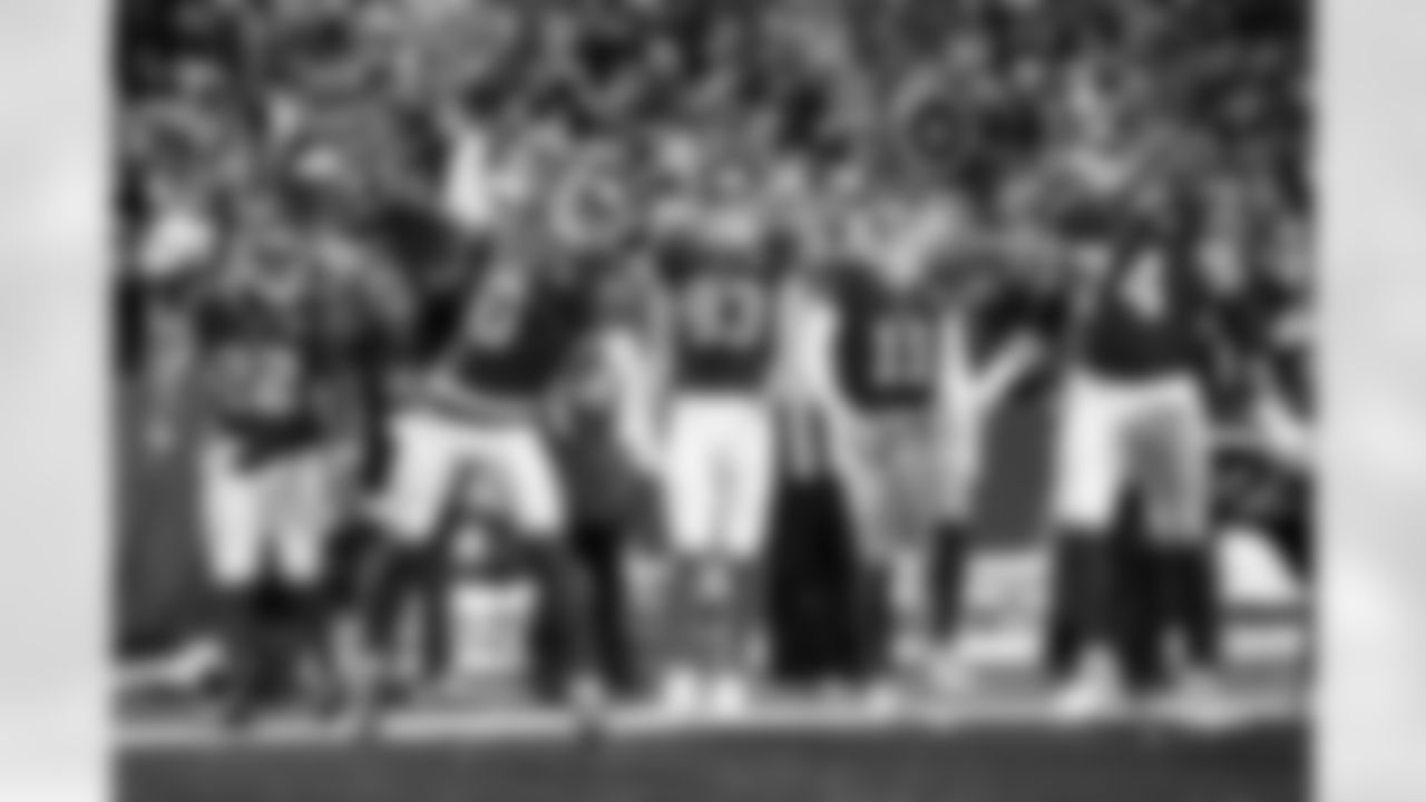 Buffalo Bills vs New York Jets, Regular Season, January 04, 2026 at Highmark Stadium.