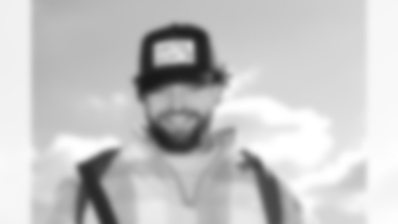 Dawson Knox (88). Buffalo Bills Travel to Houston, November 19, 2025 at Buffalo Niagara International Airport.