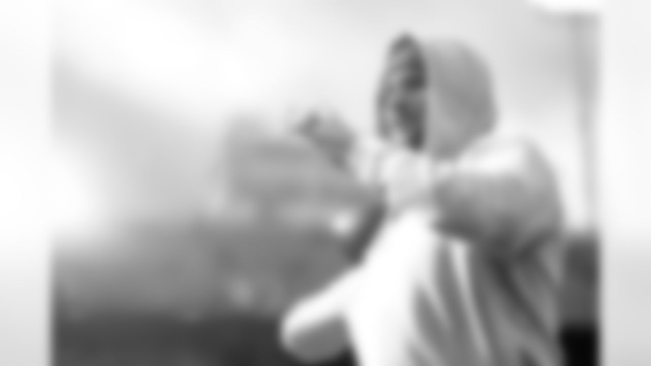 Buffalo Bills vs Tampa Bay Buccaneers, Regular Season, November 16, 2025 at Highmark Stadium.