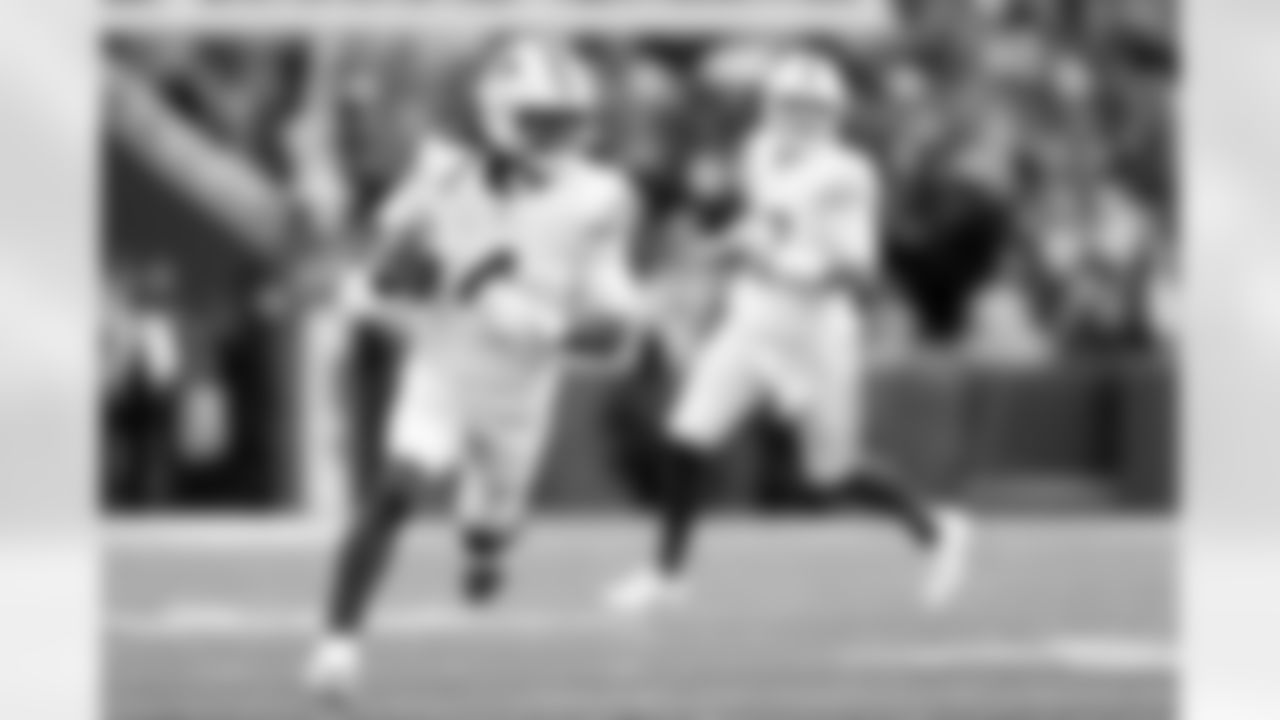 Buffalo Bills vs Tampa Bay Buccaneers, Regular Season, November 16, 2025 at Highmark Stadium.