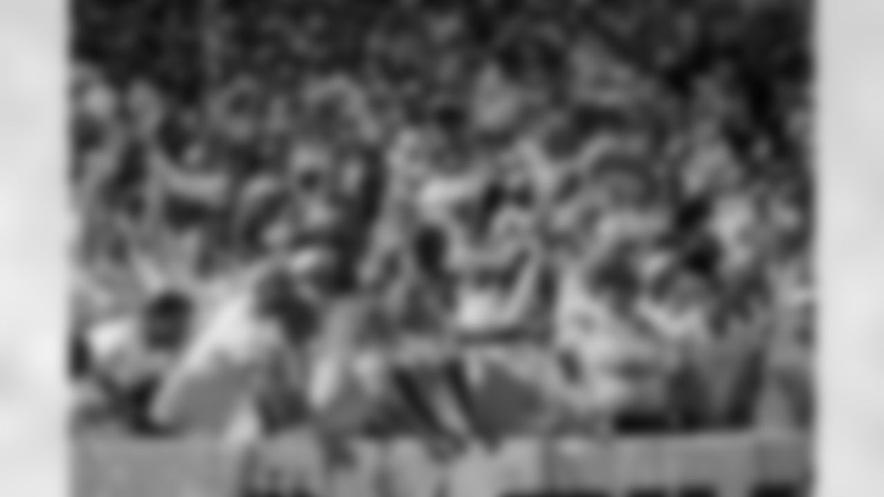 Buffalo Bills vs New England Patriots, Regular Season, October 05, 2025 at Highmark Stadium.