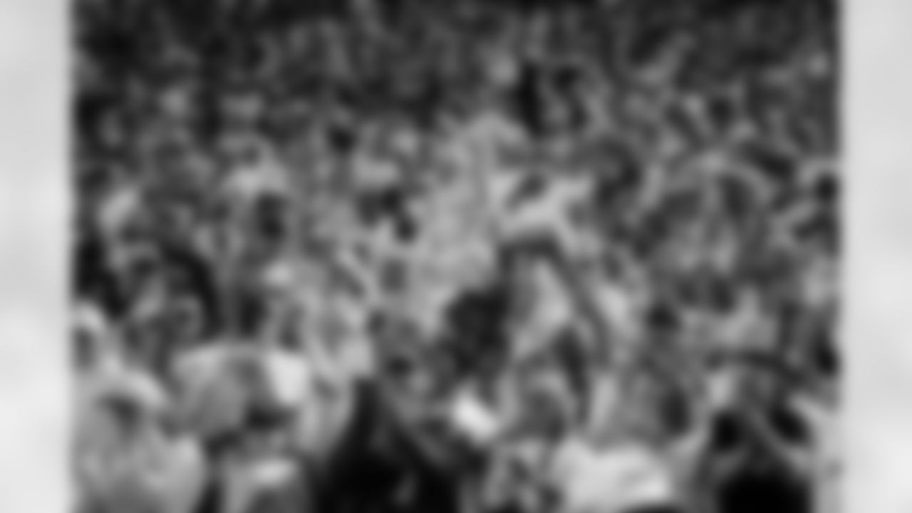 Buffalo Bills vs New England Patriots, Regular Season, October 05, 2025 at Highmark Stadium.