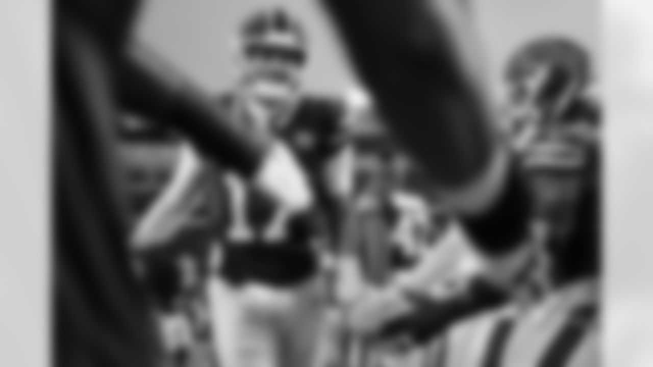 Buffalo Bills vs New York Jets, Regular Season, January 04, 2026 at Highmark Stadium.