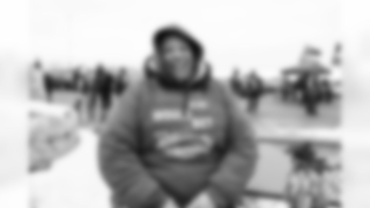 Buffalo Bills vs New York Jets, Regular Season, January 04, 2026 at Highmark Stadium.