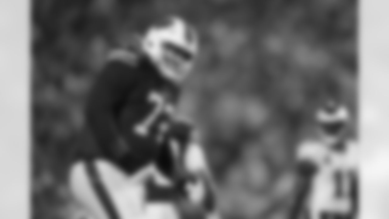 Buffalo Bills vs Philadelphia Eagles, Regular Season, December 28, 2025 at Highmark Stadium.