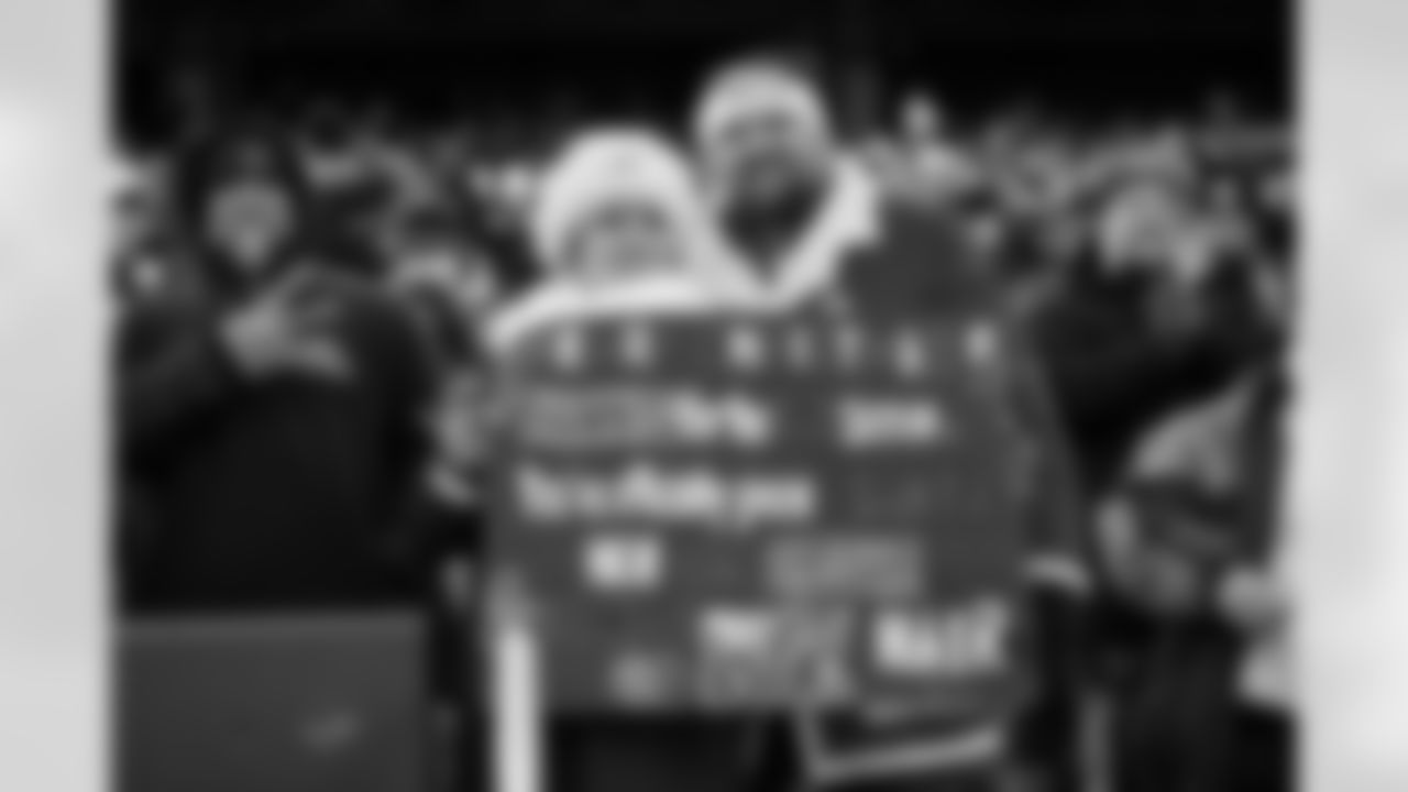 Cleveland Browns vs Buffalo Bills, Regular Season, December 21, 2025 at Huntington Bank Field.