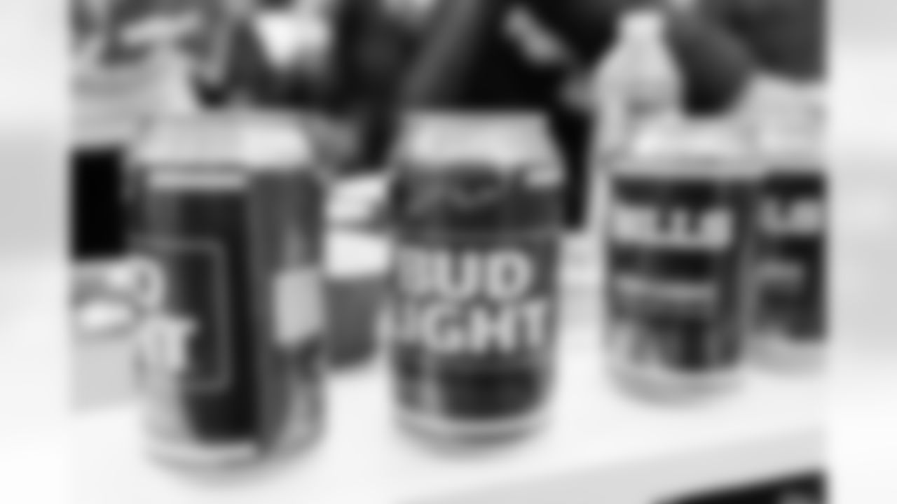 Buffalo Bills vs Tampa Bay Buccaneers, Regular Season, November 16, 2025 at Highmark Stadium.