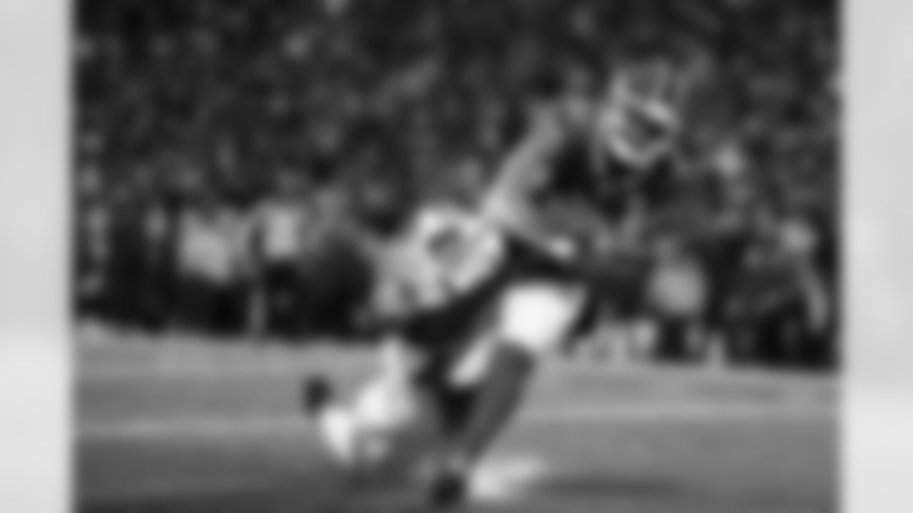 Buffalo Bills vs New York Jets, Regular Season, January 04, 2026 at Highmark Stadium.