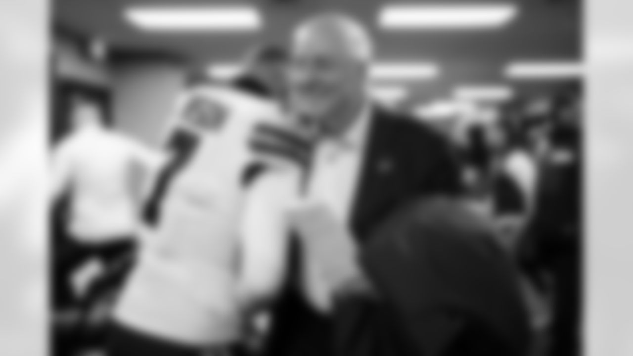 New England Patriots vs Buffalo Bills, Regular Season, December 14, 2025 at Gillette Stadium.