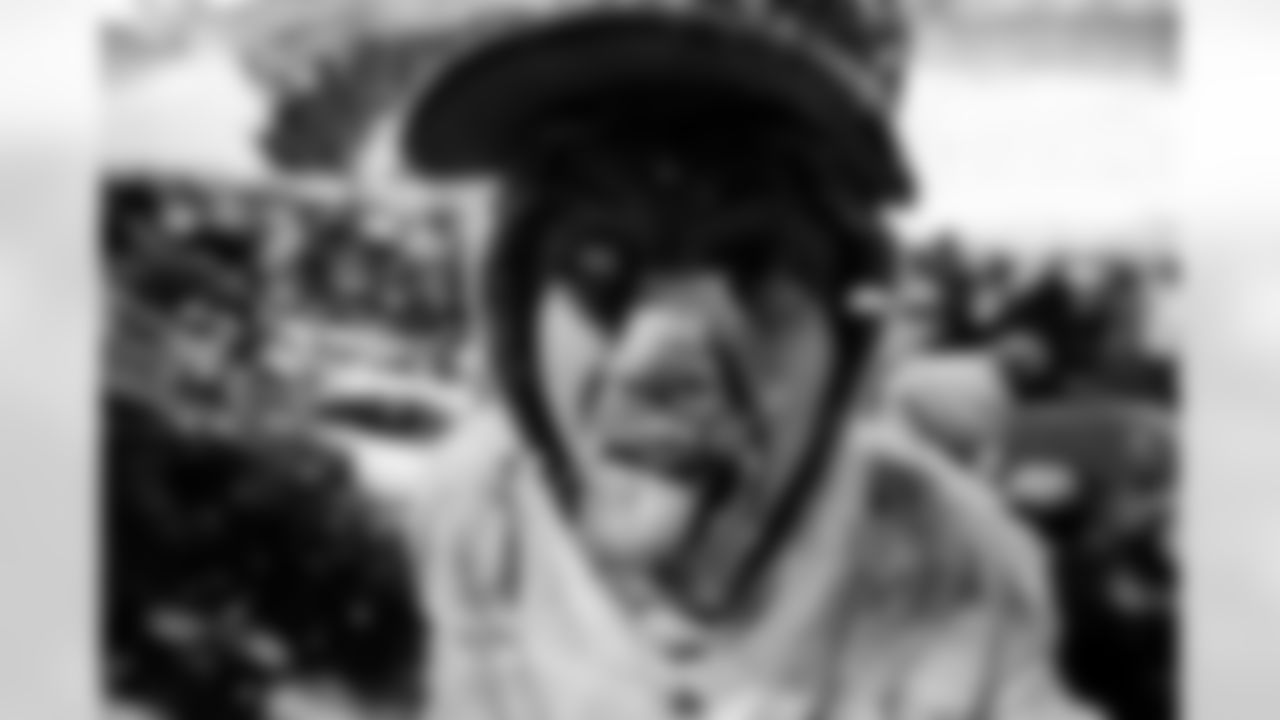 Buffalo Bills vs New York Jets, Regular Season, January 04, 2026 at Highmark Stadium.