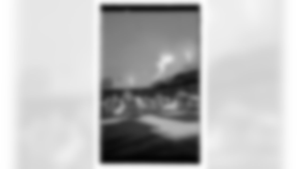 Buffalo Bills vs New York Jets, Regular Season, January 04, 2026 at Highmark Stadium.