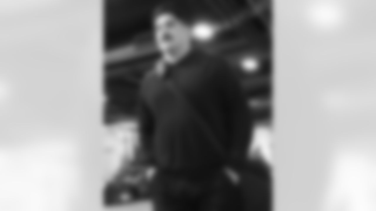 Buffalo Bills vs Denver Broncos, Divisional Game, January 17, 2026 at Empower Field at Mile High.