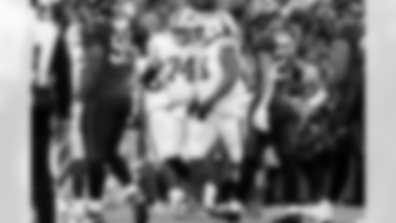 Buffalo Bills vs Tampa Bay Buccaneers, Regular Season, November 16, 2025 at Highmark Stadium.