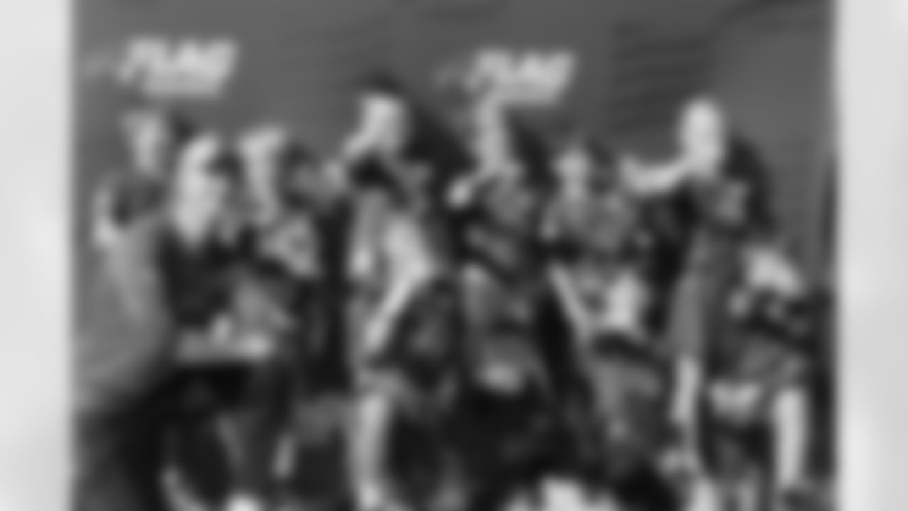 NFLFLAG_REG_BILLS_2025_MB_43