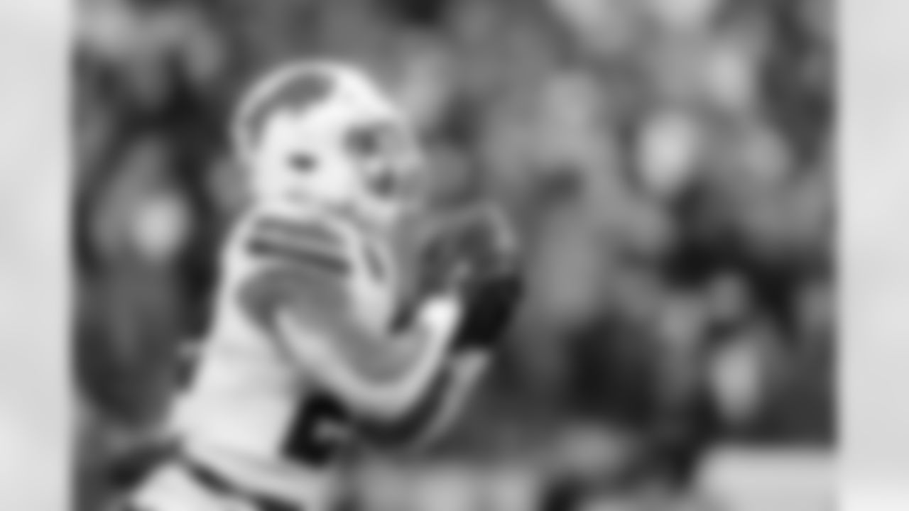 Buffalo Bills vs Denver Broncos, Divisional Game, January 17, 2026 at Empower Field at Mile High.