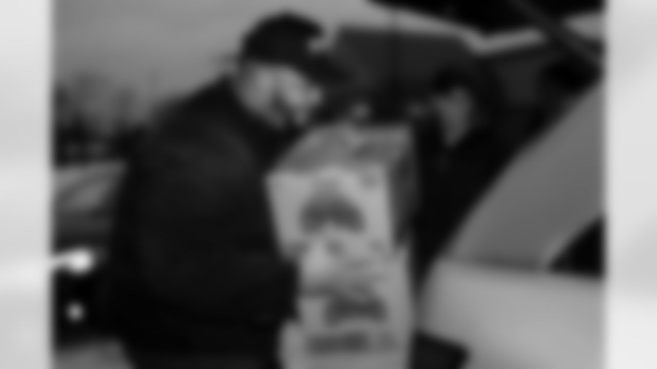 Dion's Dreamers Food Giveaway, December 09, 2025 at the Salvation Army.