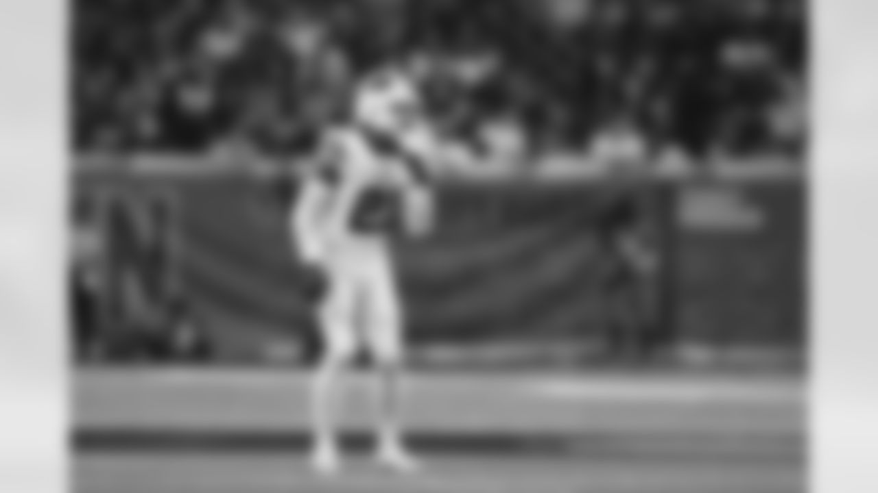 Houston Texans vs Buffalo Bills, Regular Season, November 20, 2025 at NRG Stadium.