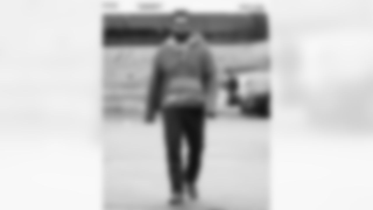 Buffalo Bills vs New York Jets, Regular Season, January 04, 2026 at Highmark Stadium.