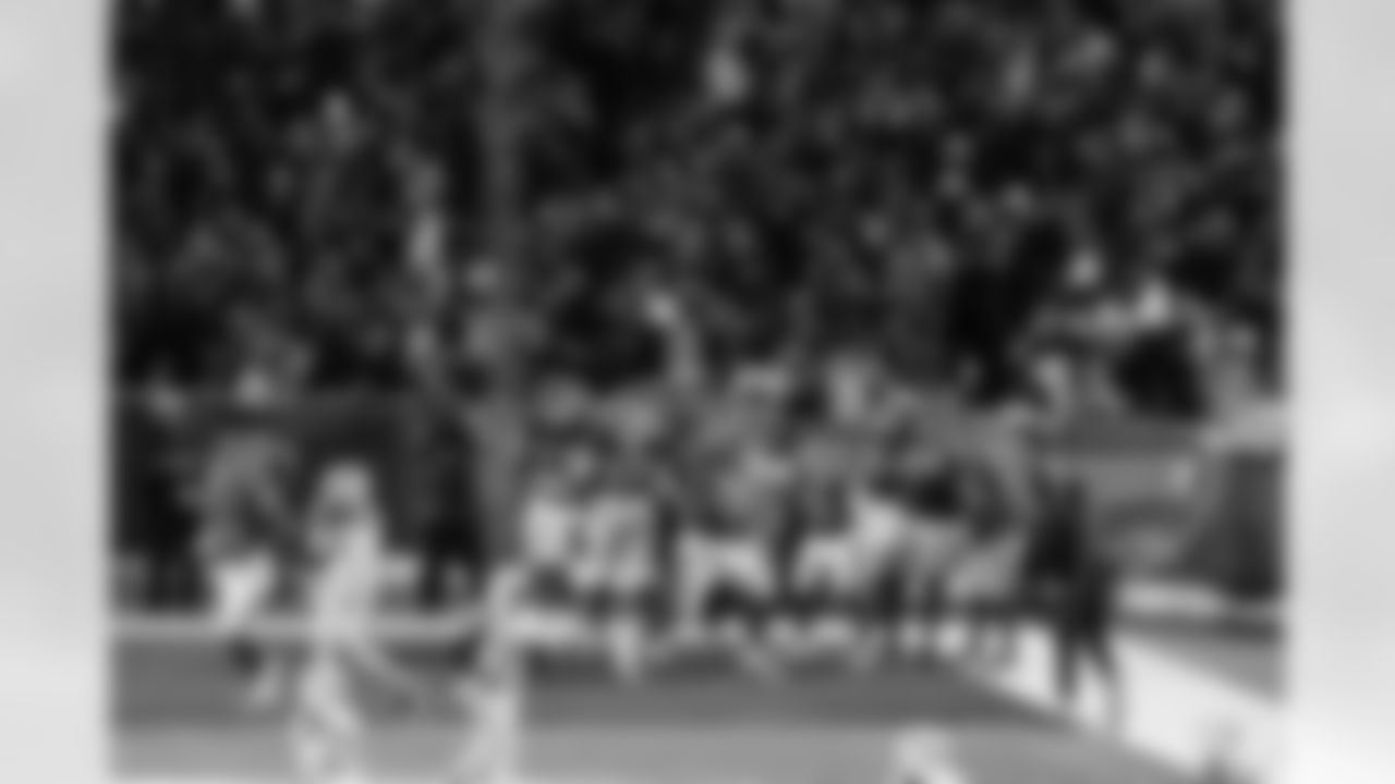 Buffalo Bills vs New York Jets, Regular Season, January 04, 2026 at Highmark Stadium.