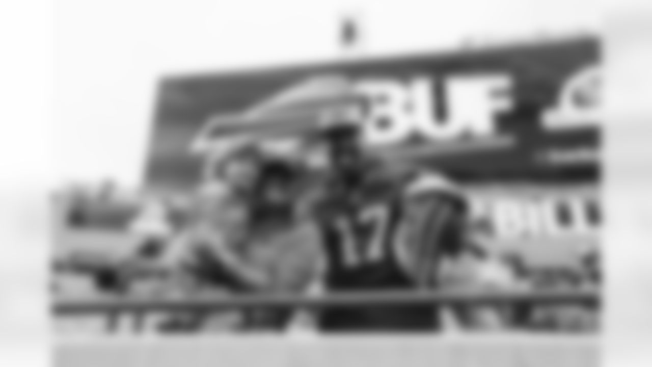 Buffalo Bills vs Jacksonville Jaguars, Wild Card Weekend, January 11, 2026 at EverBank Stadium.