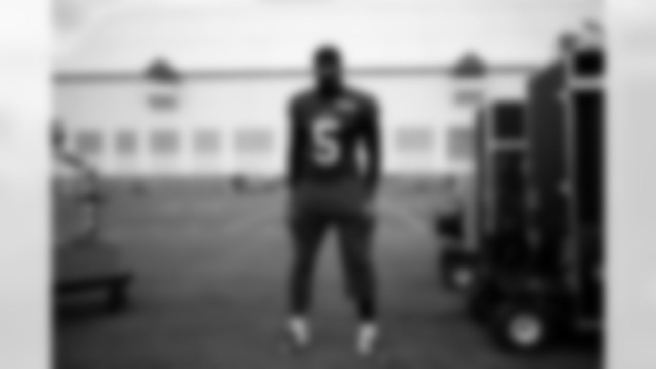 Joshua Palmer (5). Buffalo Bills Week 10 Practice, November 06, 2025 at Buffalo Bills Training Center.