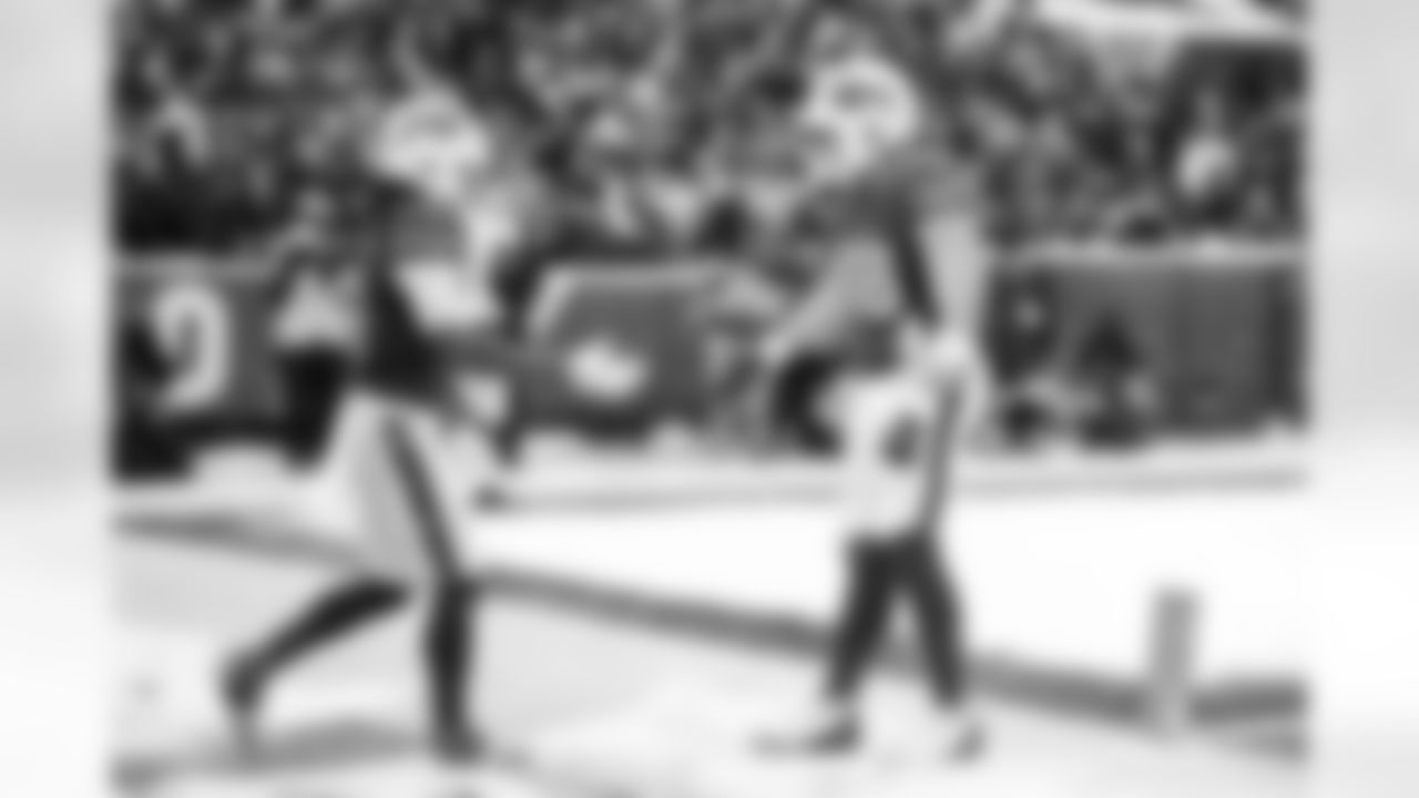 Buffalo Bills vs Cincinnati Bengals, Regular Season, December 07, 2025 at Highmark Stadium.