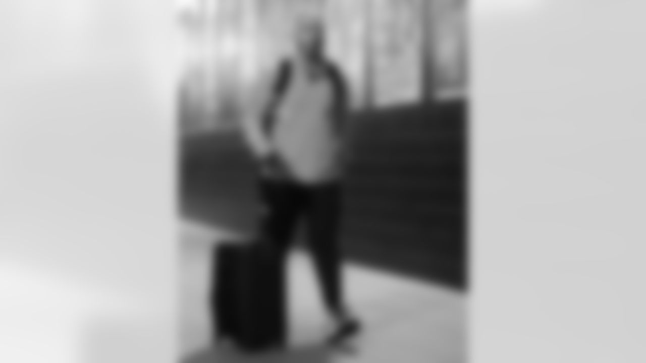 New England Patriots vs Buffalo Bills, Regular Season, December 14, 2025 at Gillette Stadium.