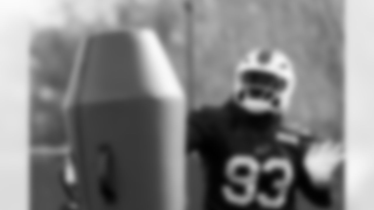 Zion Logue (93). Buffalo Bills Week 8 Practice, October 24, 2025 at Buffalo Bills Training Center.