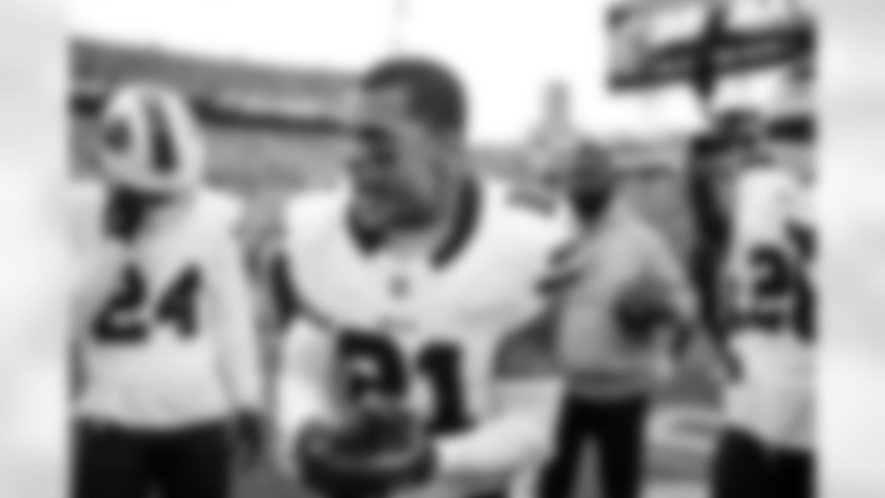 Buffalo Bills vs Jacksonville Jaguars, Wild Card Weekend, January 11, 2026 at EverBank Stadium.