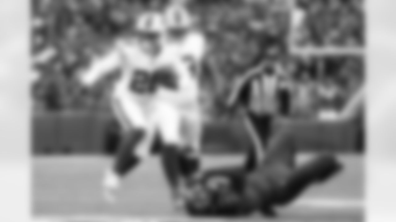 Buffalo Bills vs Tampa Bay Buccaneers, Regular Season, November 16, 2025 at Highmark Stadium.