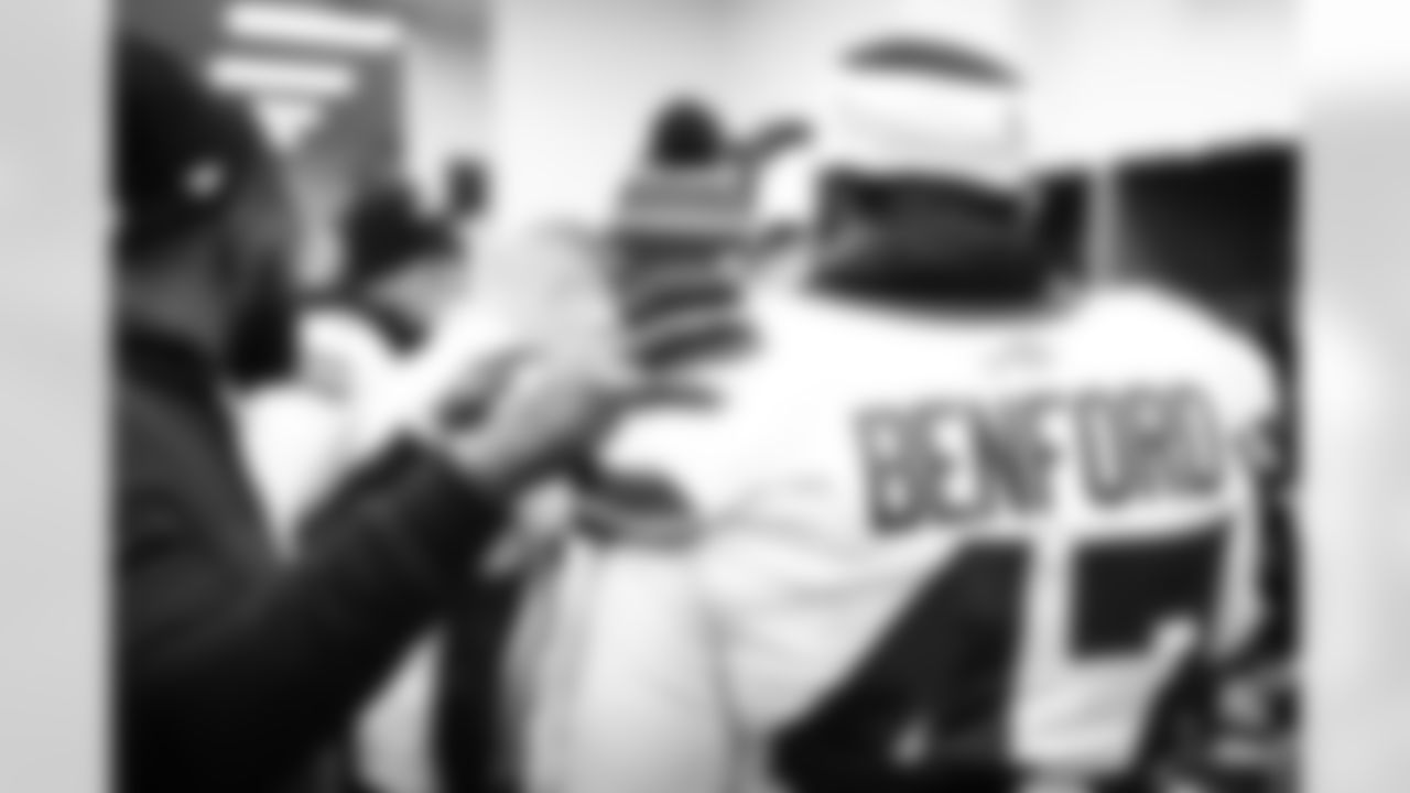 Cleveland Browns vs Buffalo Bills, Regular Season, December 21, 2025 at Huntington Bank Field.