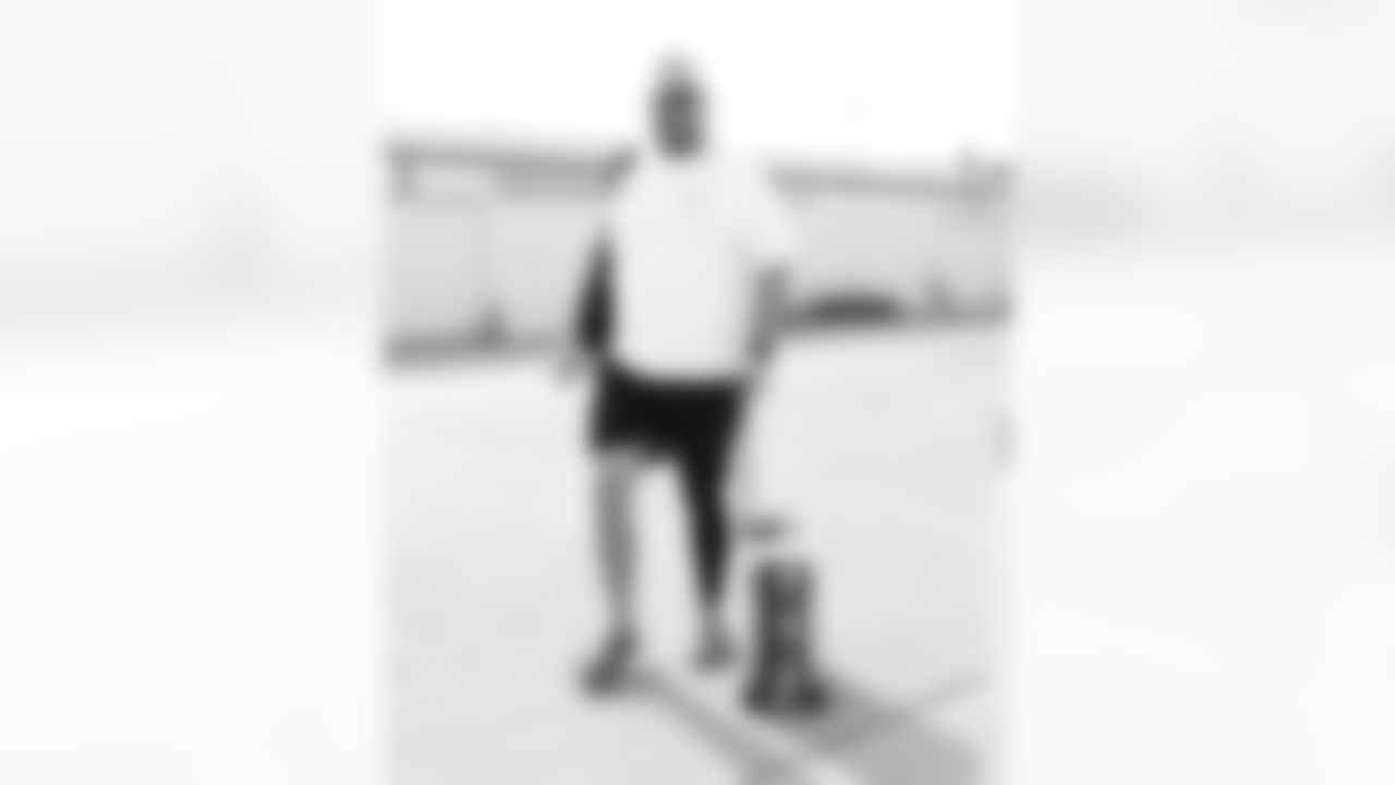 David Edwards (76). Buffalo Bills Travel to Miami, November 08, 2025 at Buffalo Niagara International Airport.