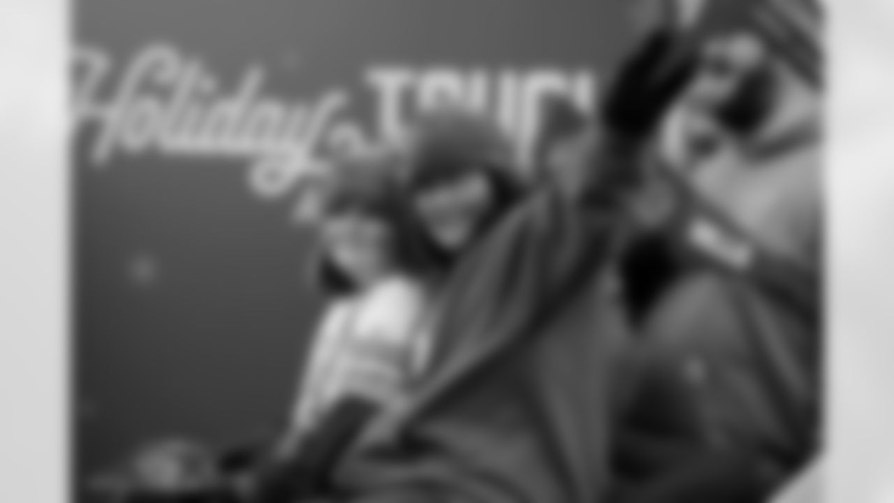 Buffalo Bills vs Tampa Bay Buccaneers, Regular Season, November 16, 2025 at Highmark Stadium.