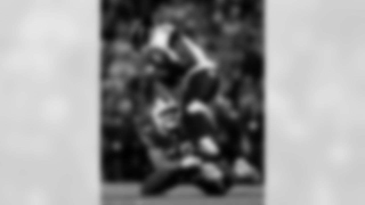 Matt Milano (58). Buffalo Bills vs Baltimore Ravens, Regular Season, September 07, 2025 at Highmark Stadium.