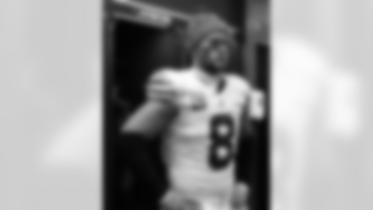 Buffalo Bills vs Tampa Bay Buccaneers, Regular Season, November 16, 2025 at Highmark Stadium.