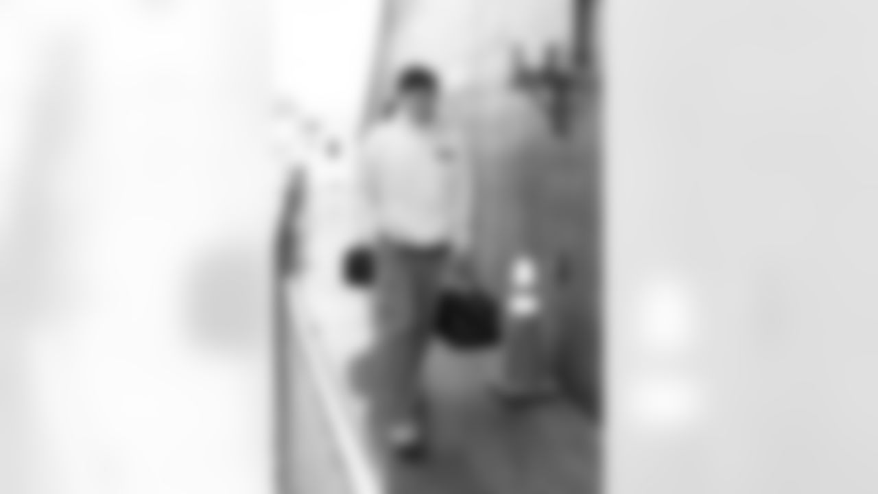 Buffalo Bills vs Philadelphia Eagles, Regular Season, December 28, 2025 at Highmark Stadium.