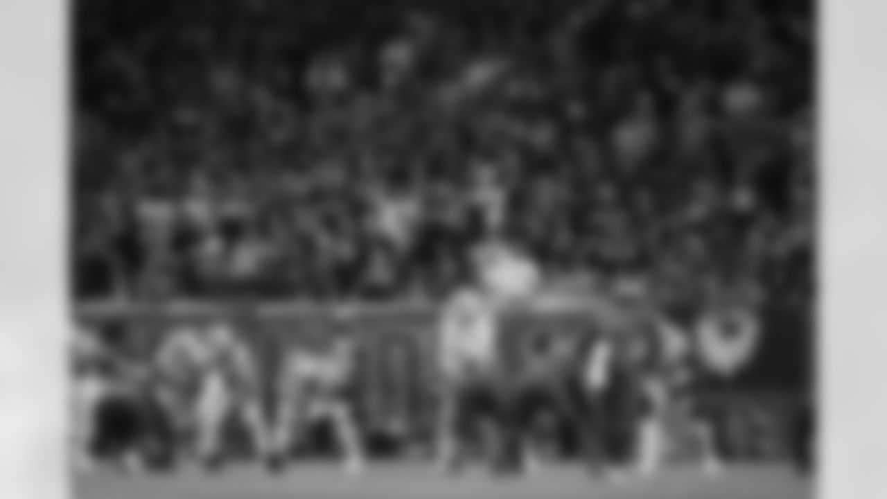 Houston Texans vs Buffalo Bills, Regular Season, November 20, 2025 at NRG Stadium.