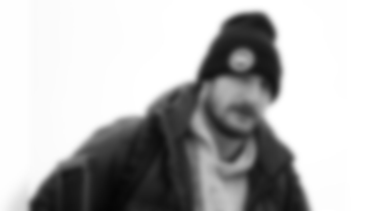 Joey Bosa (97). Buffalo Bills travel to Cleveland, December 20, 2025 at Buffalo Niagara International Airport.