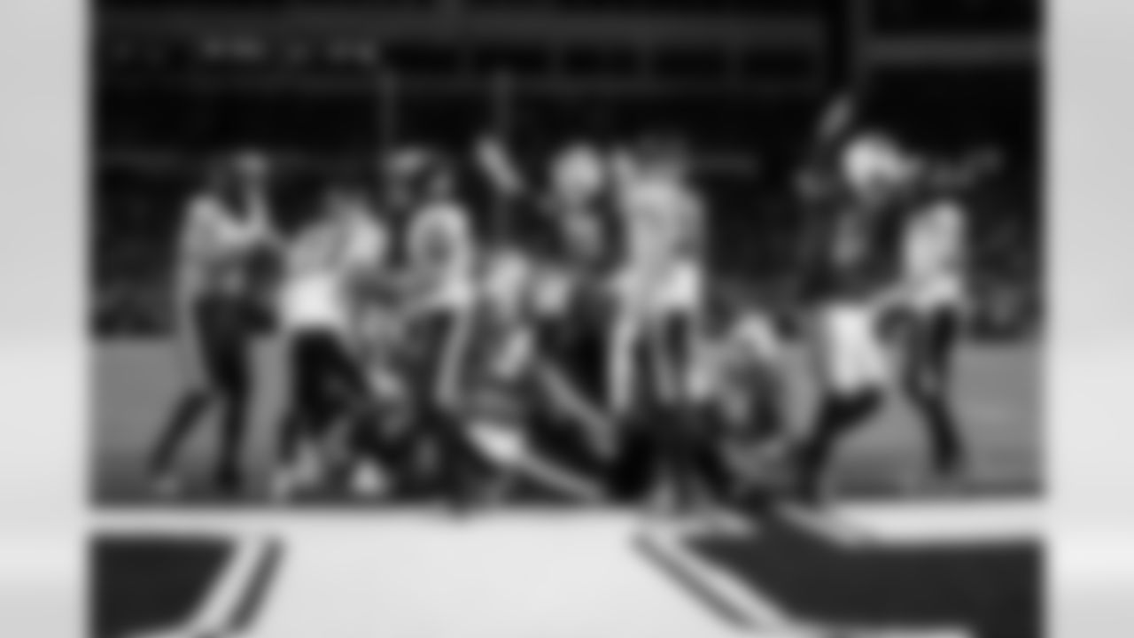 Buffalo Bills vs Philadelphia Eagles, Regular Season, December 28, 2025 at Highmark Stadium.