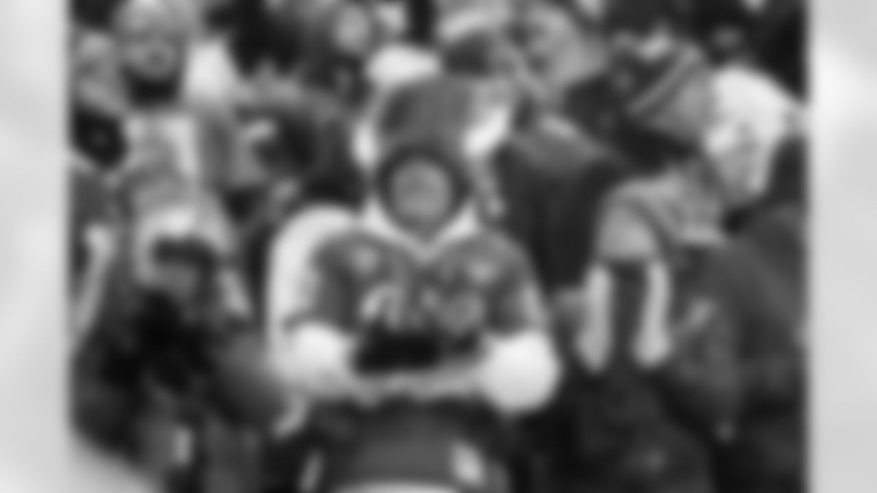 Buffalo Bills vs Cincinnati Bengals, Regular Season, December 07, 2025 at Highmark Stadium.