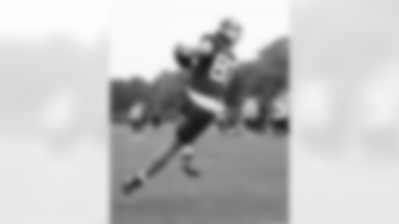 Keleki Latu (83). Buffalo Bills Mandatory Minicamp, June 12, 2025 at the Buffalo Bills Training Center.