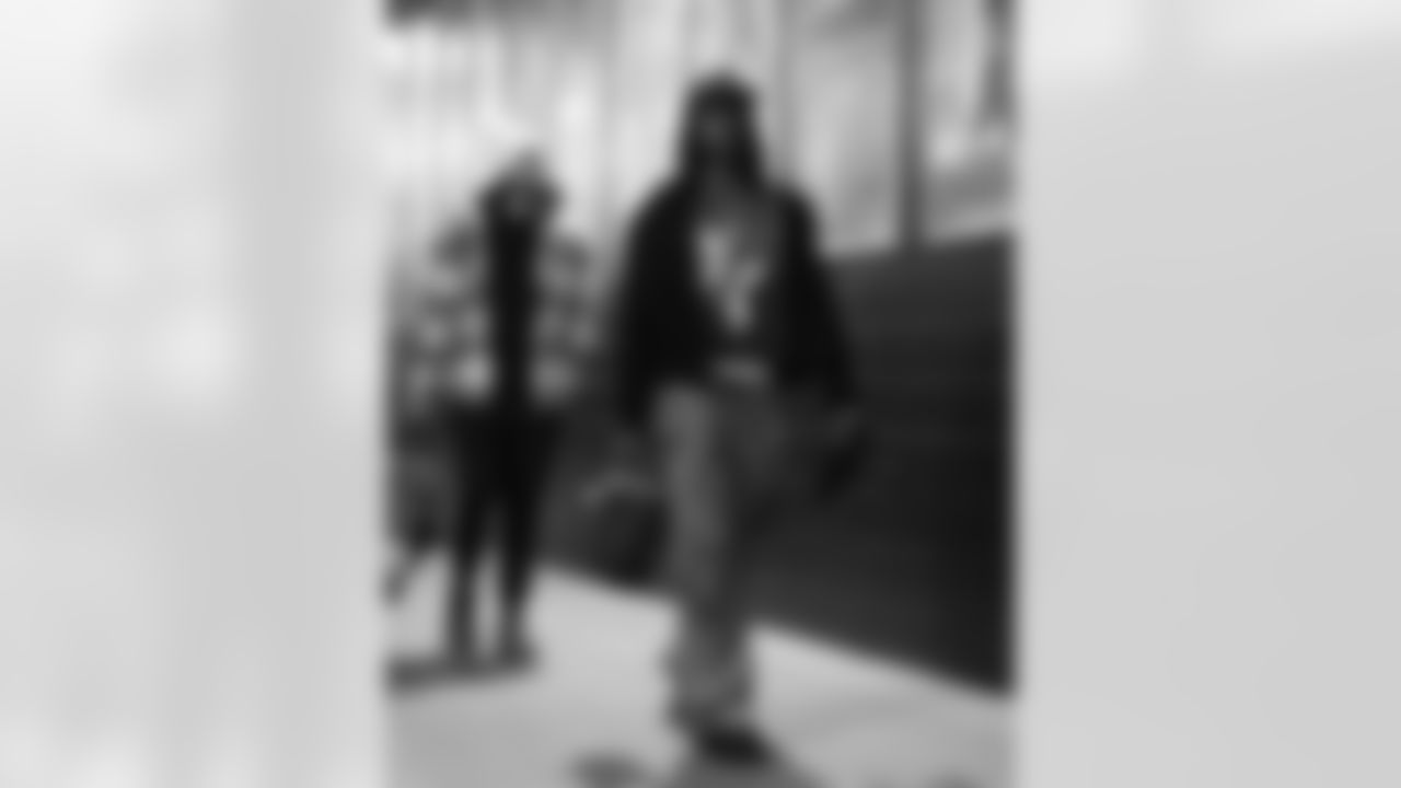 New England Patriots vs Buffalo Bills, Regular Season, December 14, 2025 at Gillette Stadium.