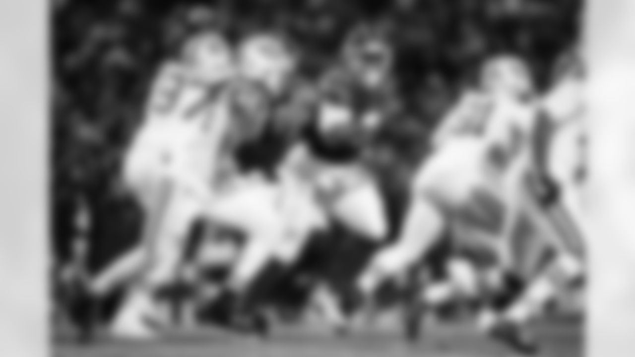 Buffalo Bills vs New York Jets, Regular Season, January 04, 2026 at Highmark Stadium.