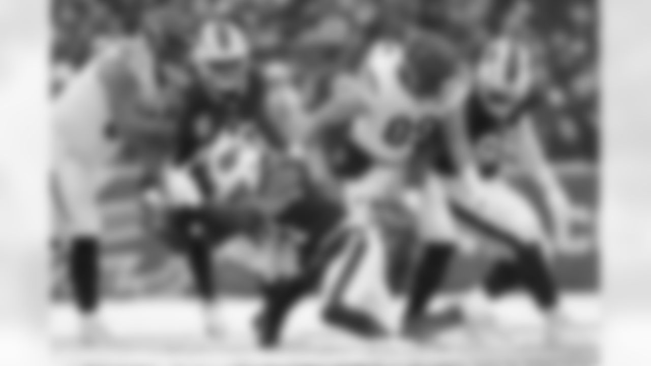 Jordan Poyer (21). Buffalo Bills vs Cincinnati Bengals, Regular Season, December 07, 2025 at Highmark Stadium.