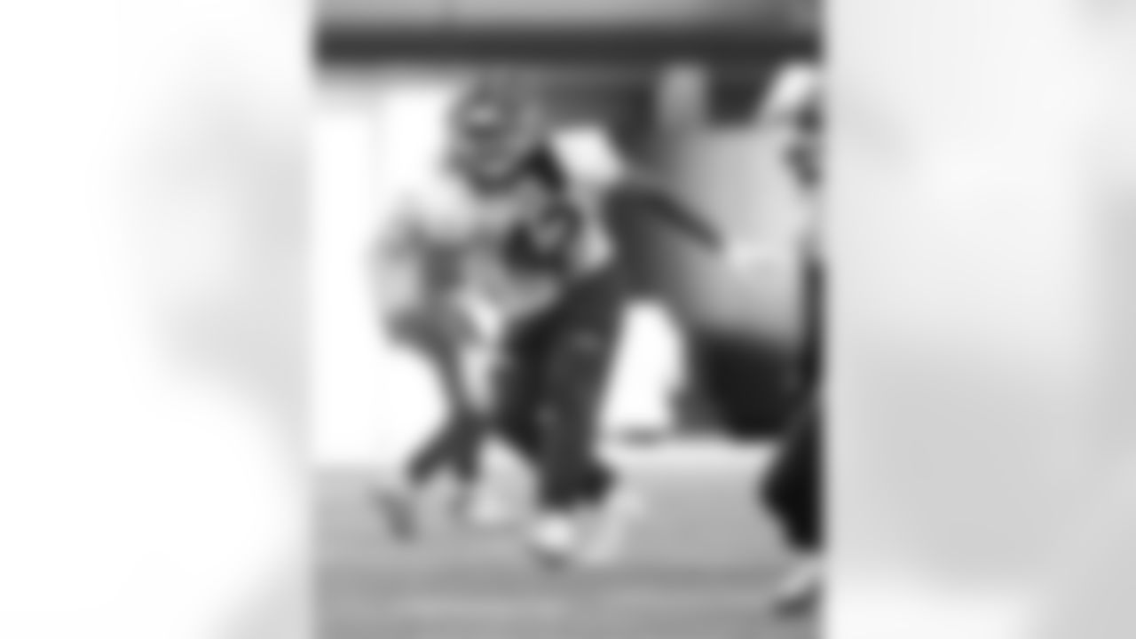 Dorian Williams (42). Buffalo Bills Week 18 Practice, January 02, 2026 at Highmark Stadium.